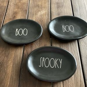 3 Rae Dunn Black Oval Halloween Ceramic Plates 2 Boo Ceramic Plates 1 Spooky